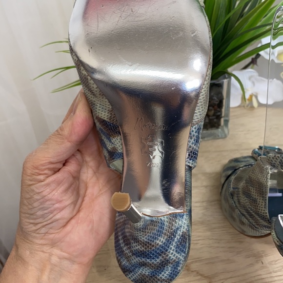 Marciano sandals - Picture 8 of 14